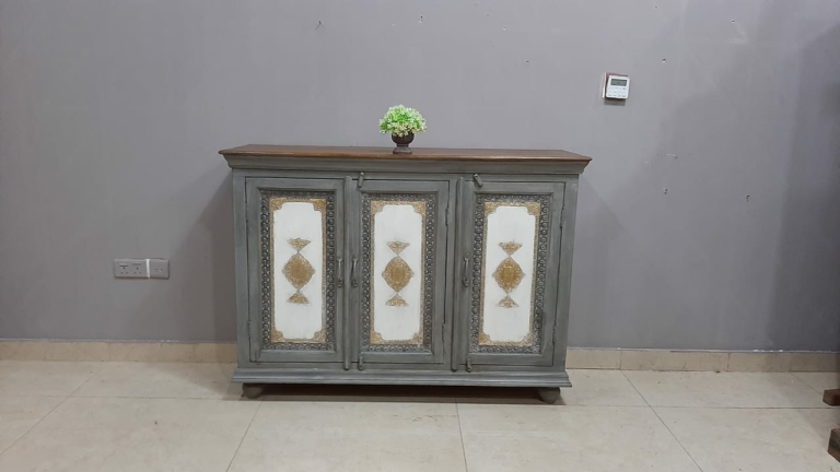 Sideboard and buffet table